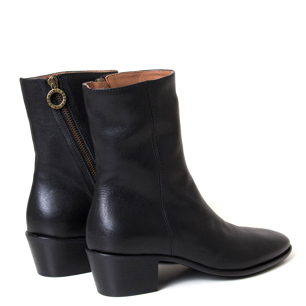Colanero Women's Matte Finish Leather Boots - Image 4