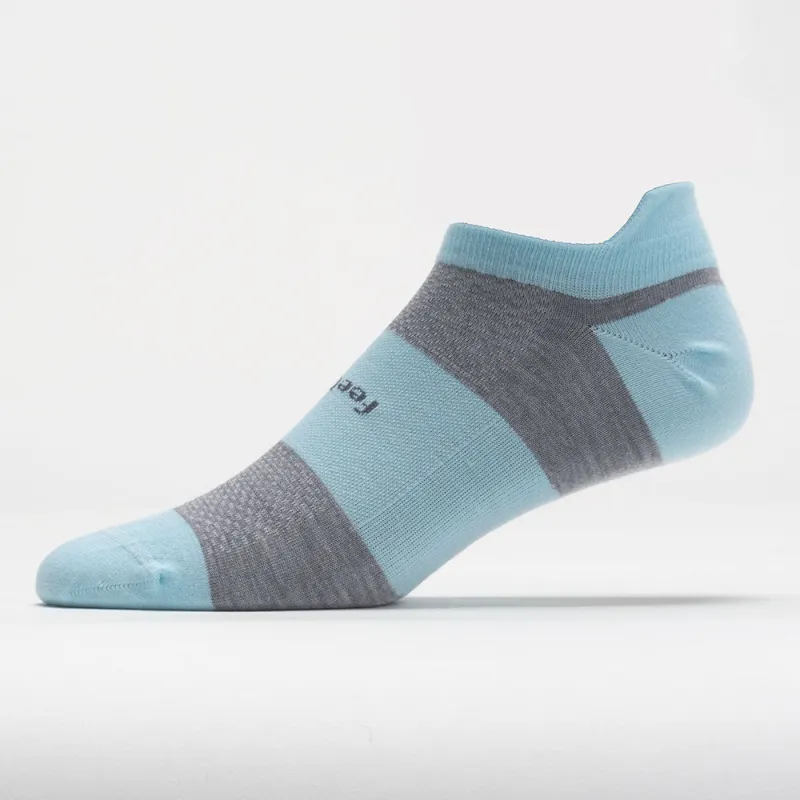 Feetures High Performance Ultra Light Cushion No Show Tab Socks - Image 3
